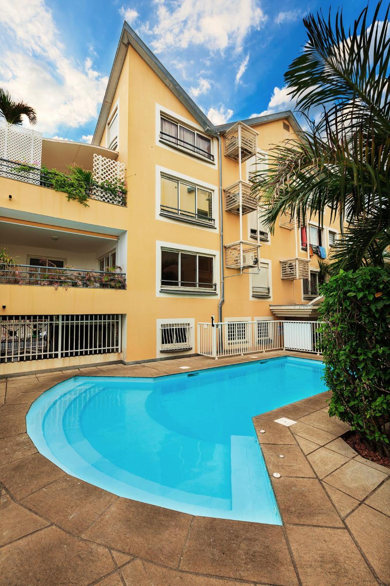 Jade - Appt 2 Chb - 4 Personnes - A 200 M Du Lagon De Saint-Pierre - Residence Avec Belle Piscine Et Parking Prive - Sur Le Front De Mer Et A 2 Pas Du Centre-Ville De St-Pierre Εξωτερικό φωτογραφία